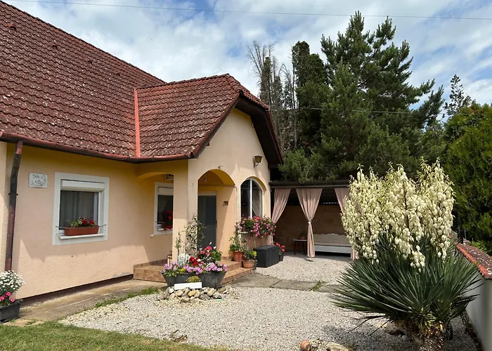 Kır Evi Liliana